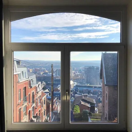 Studio In With Wonderful City View Enclosed Garden And Wifi *